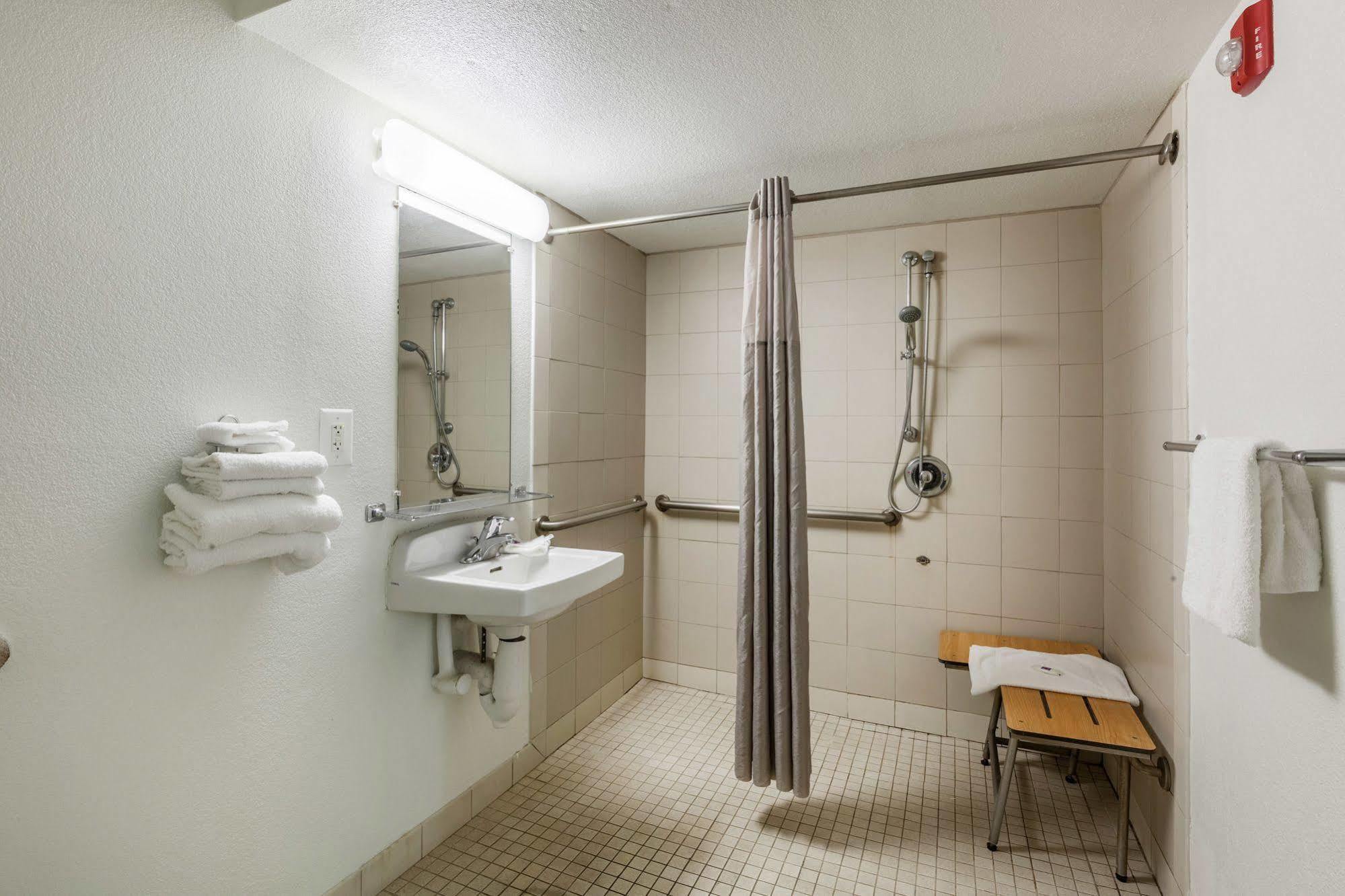 Motel 6-Webster, Tx - Houston - Nasa Lake Εξωτερικό φωτογραφία